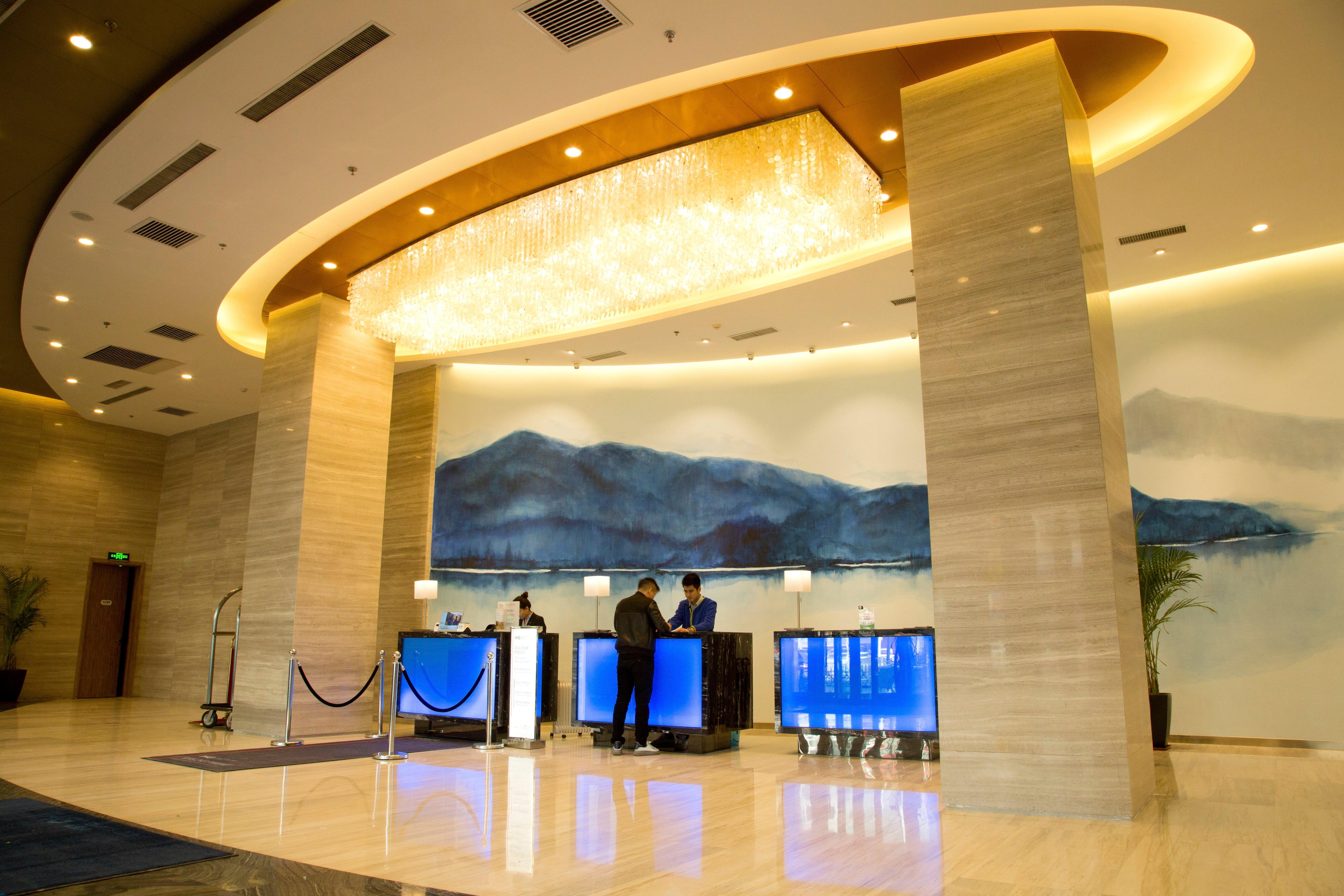 Holiday Inn Express Anshan Downtown By Ihg Εξωτερικό φωτογραφία